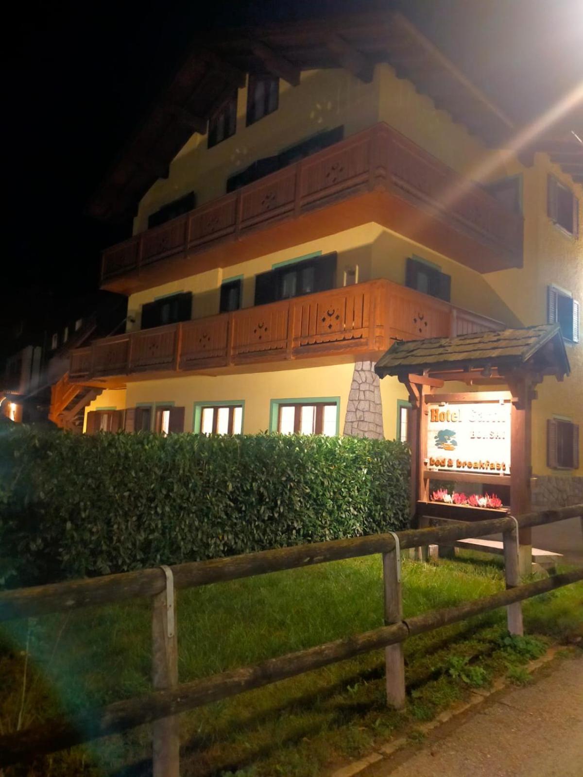 핀졸로 Garni Bonsai B&B 외부 사진