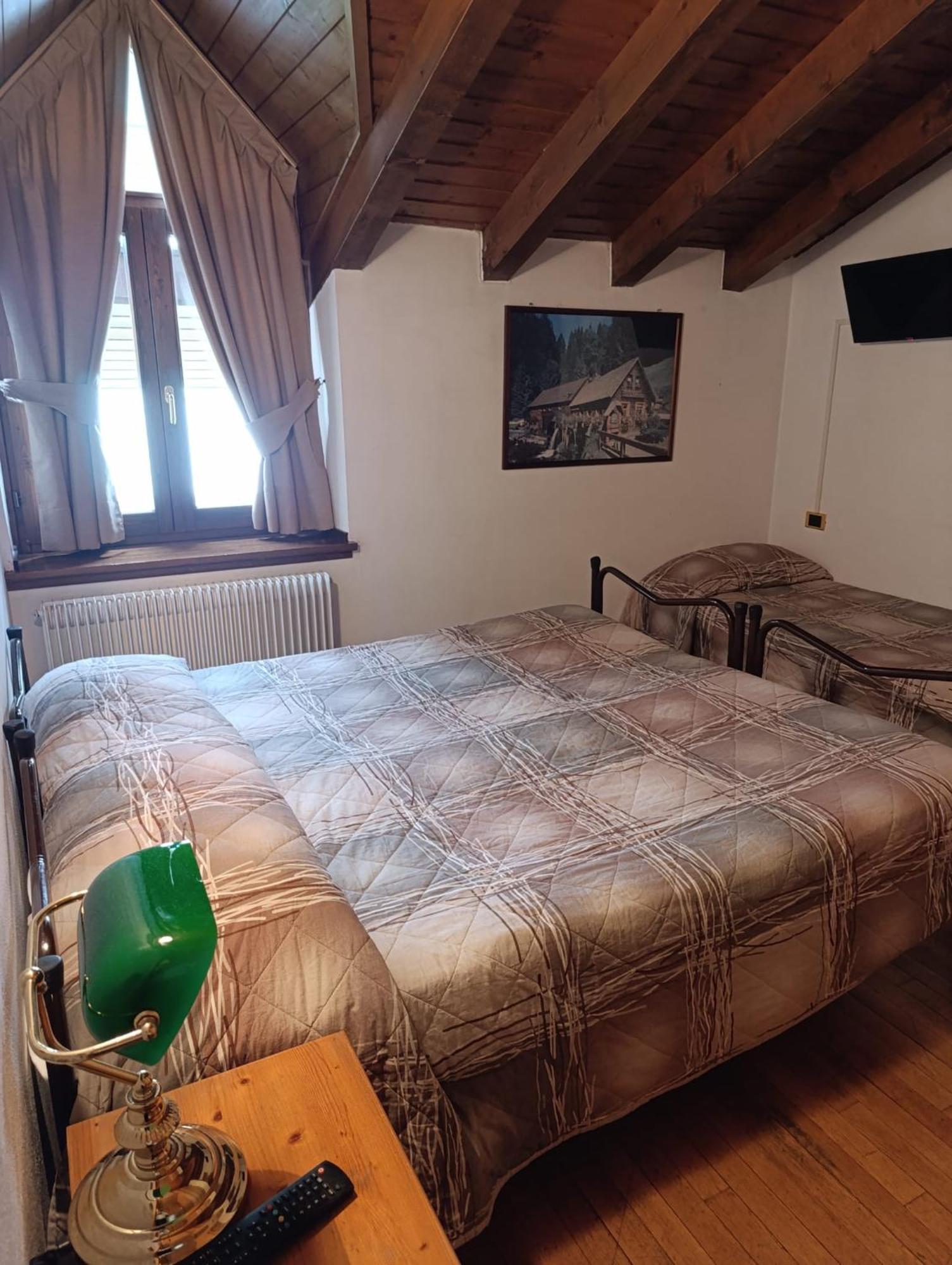 핀졸로 Garni Bonsai B&B 외부 사진