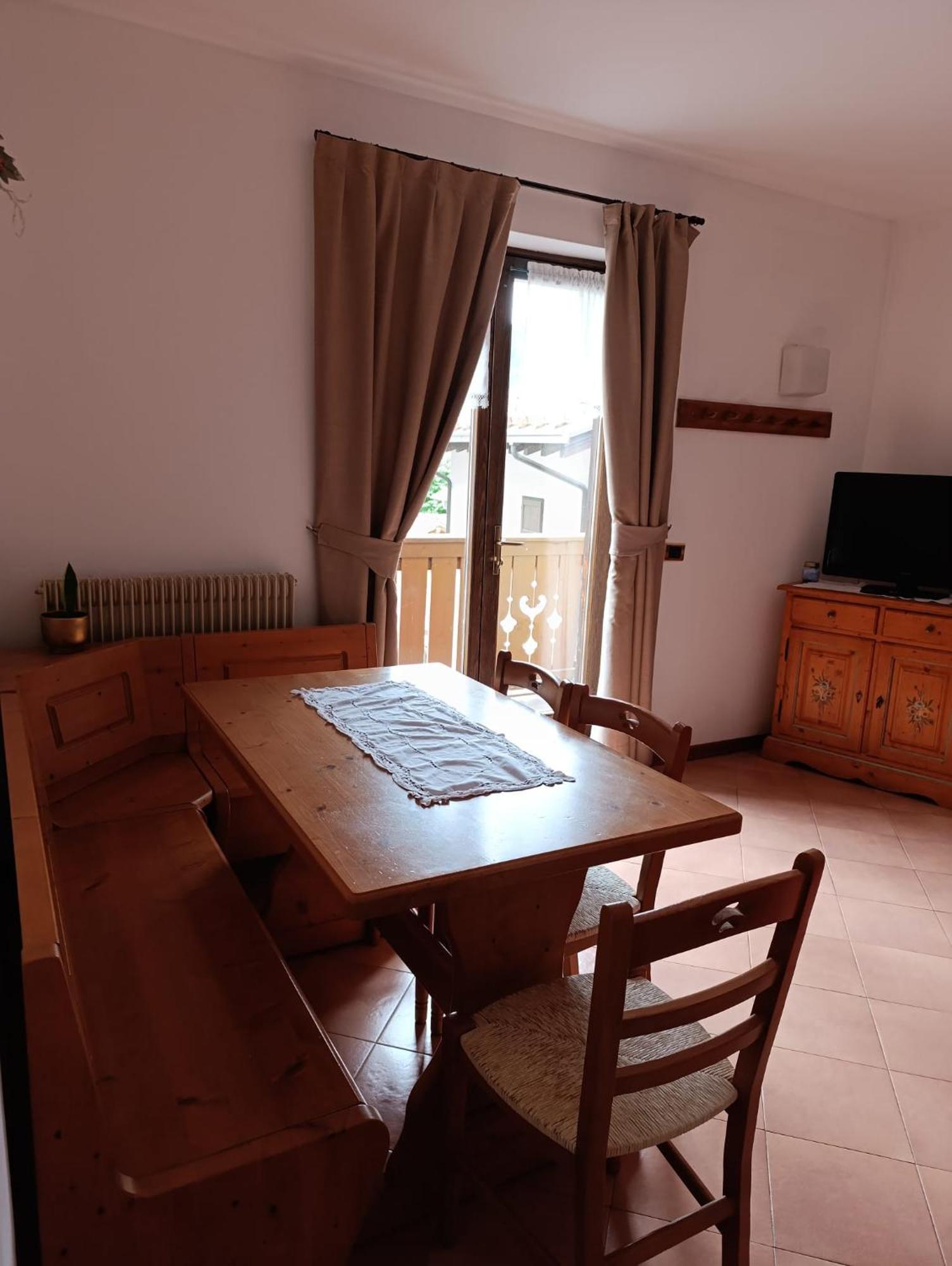 핀졸로 Garni Bonsai B&B 외부 사진