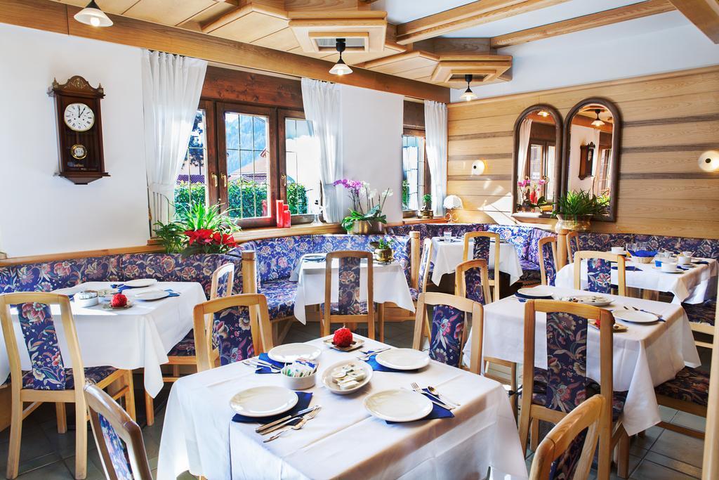 핀졸로 Garni Bonsai B&B 외부 사진
