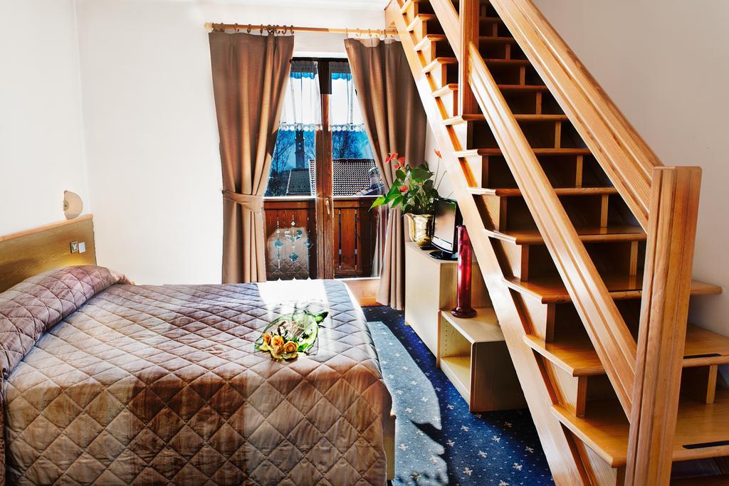 핀졸로 Garni Bonsai B&B 객실 사진